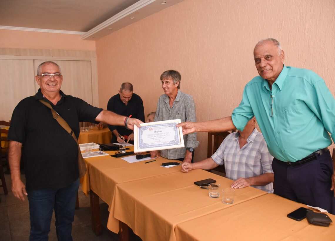 Almoço Marca a Entrega de Diplomas de Amigo do Club Municipal