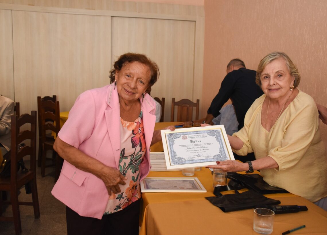 Almoço Marca a Entrega de Diplomas de Amigo do Club Municipal
