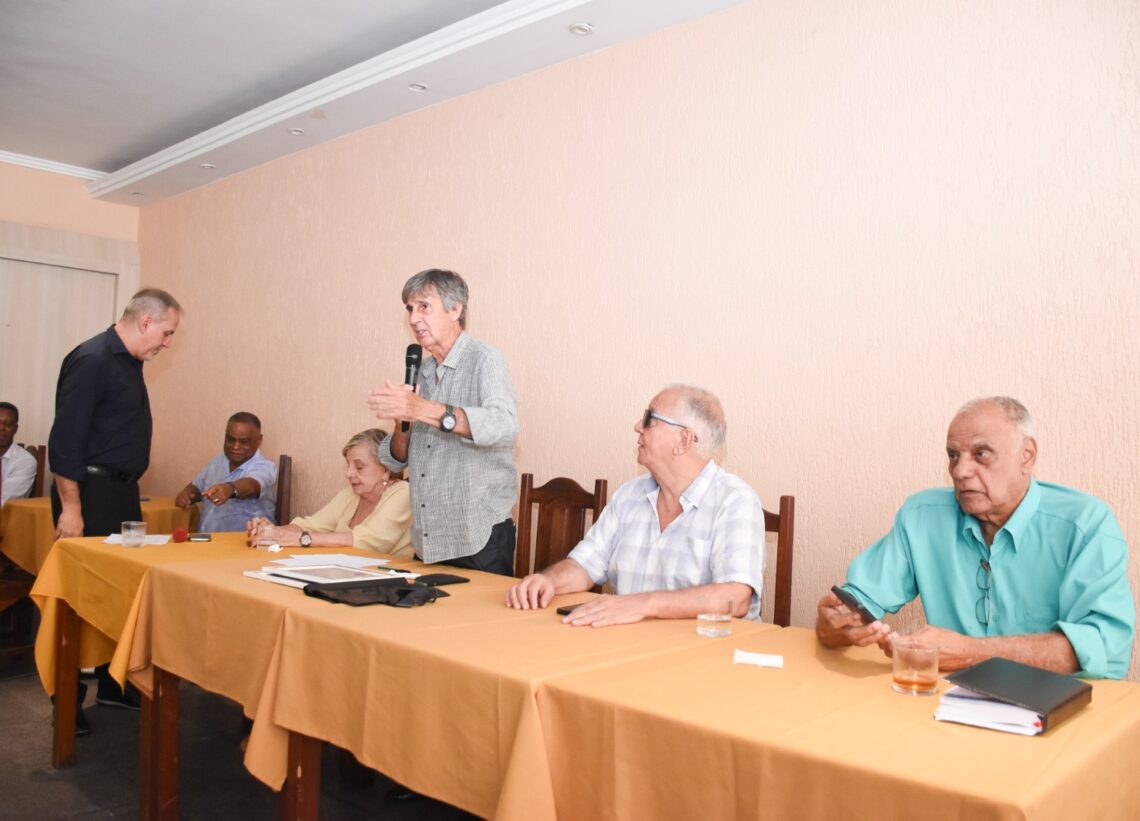 Almoço Marca a Entrega de Diplomas de Amigo do Club Municipal