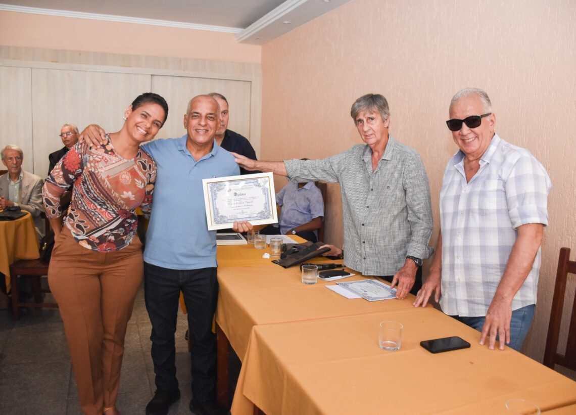 Almoço Marca a Entrega de Diplomas de Amigo do Club Municipal
